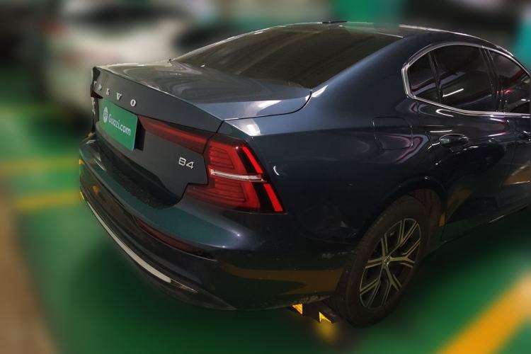Used Volvo S60 2025 B4 Zhiyi Luxury Edition
