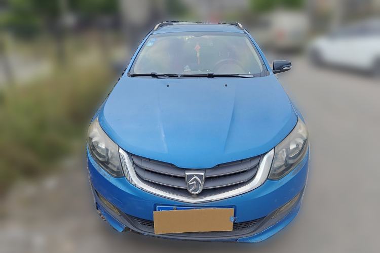 Used Baojun 610 2014 CROSS 1.5L Manual Comfort Model

