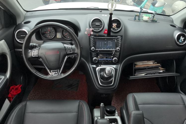 Used Haval H6 2014 Upgraded Model 1.5T Manual Two-Wheel Drive Elite Version