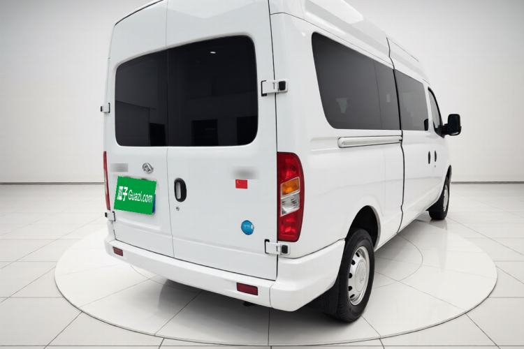 Used SAIC MAXUS Xintu V80 2021 2.0T Manual Classic Aoyuntong Long Wheelbase Mid-Roof 6/7/8/9-Seater