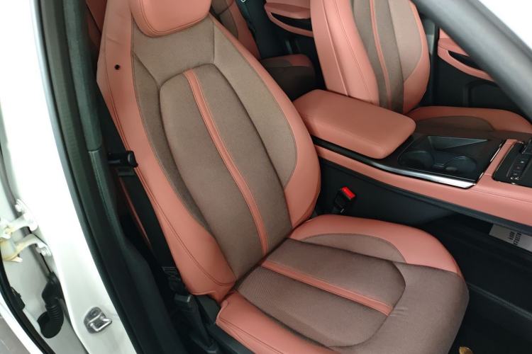 Used Nio EC6 2020 605 km Sport Edition Right Front Seat