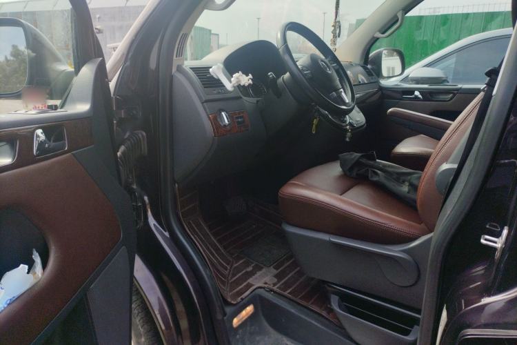 Used Volkswagen Multivan 
