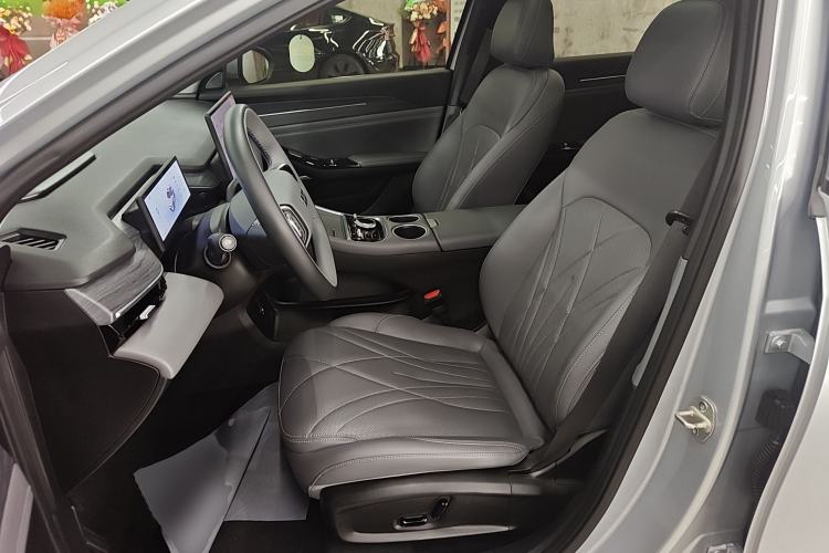 Used Geely Galaxy L6 2025 EM-i 140km Starship Edition