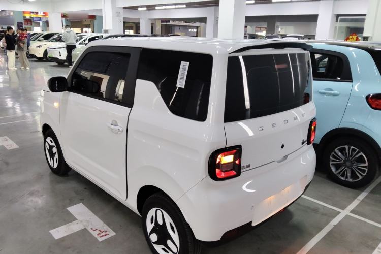 Used Geely Galaxy Panda 2025 210 km – Yuanqi Bear
