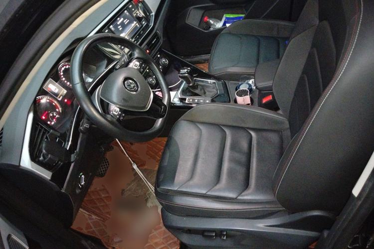 Used Volkswagen Tayron 2019 Teramont Edition 280TSI Two-Wheel Drive Luxury Model China VI Standard Left Front Seat