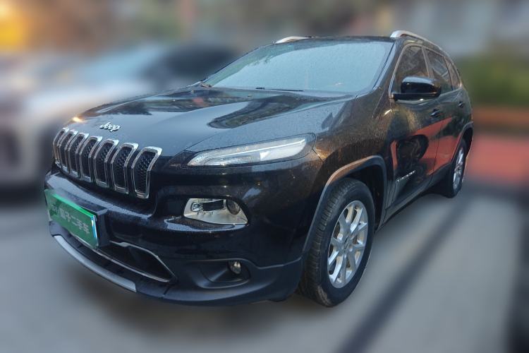 Used Jeep Cherokee 2017 2.0L Superior Edition