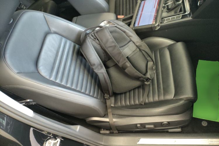 Used Volkswagen Magotan 2019 330TSI DSG Luxury Model China V Standard Right Front Seat