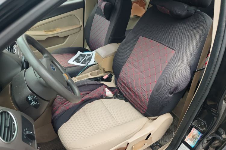 Used Ford Focus 2011 Sedan 1.8L Manual Comfort Model