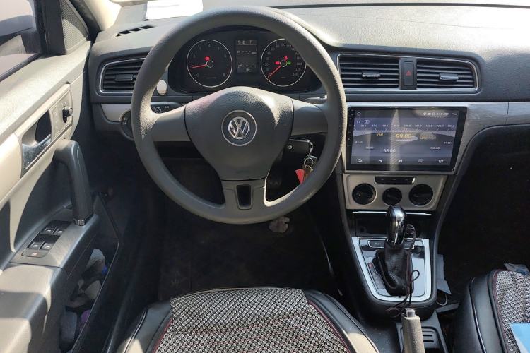 Used Volkswagen Lavida 2013 Restyled Classic 1.6L Automatic Comfort Edition
