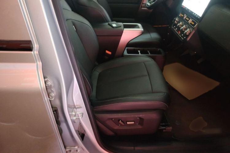 Used iCAR V23 2025 501 Four-Wheel Drive Advanced Version Interior 3