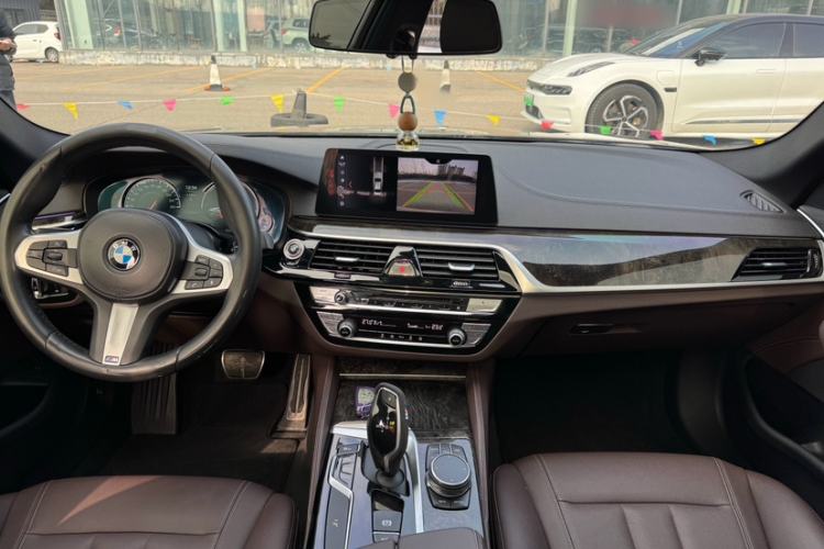 Used BMW 5 Series 2018 525Li M Sport Package