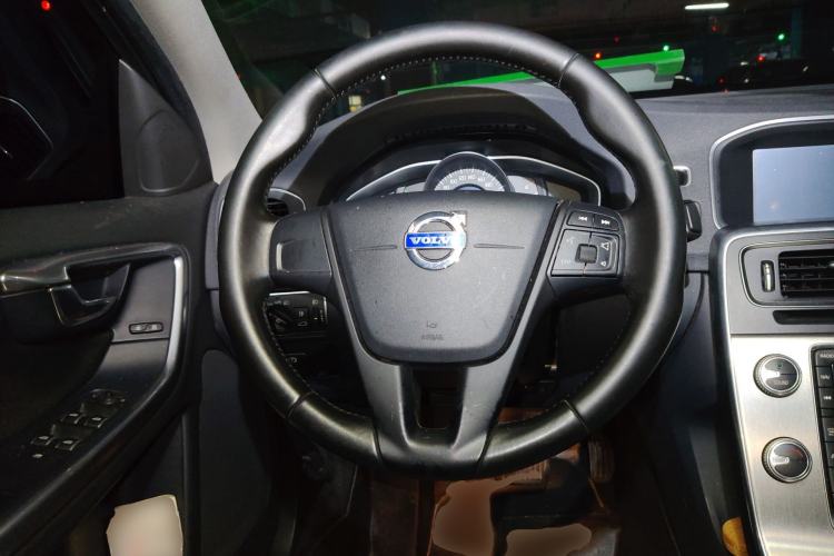 Used Volvo S60 2016 S60L T3 Smart Drive Edition
