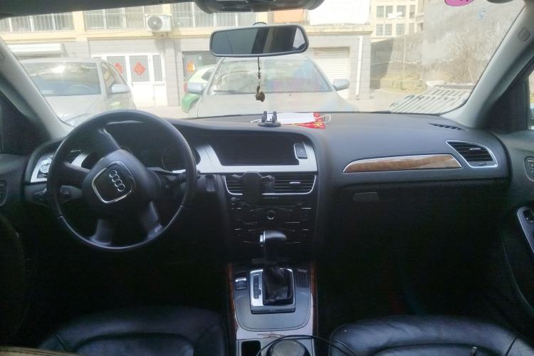 Used Audi A4L 2011 2.0 TFSI Comfort Model