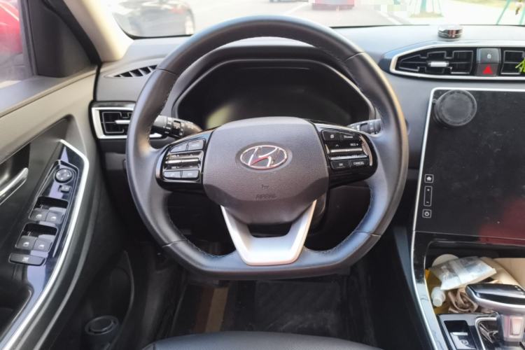 Used Hyundai ix25 2020 1.5L CVT GLS Smart Model
