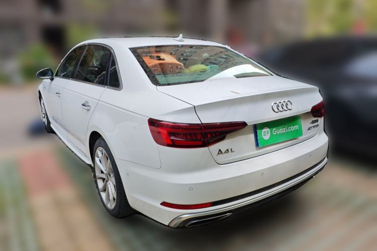 Used Audi A4L 2019 40 TFSI Fashion Edition China VI Emission Standard