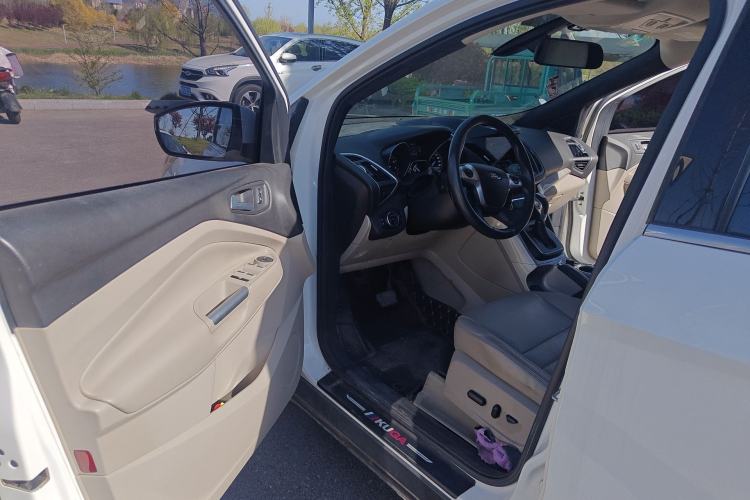 Used Ford Kuga 2013 1.6L GTDi 4x4 Elite Model Driver Seat