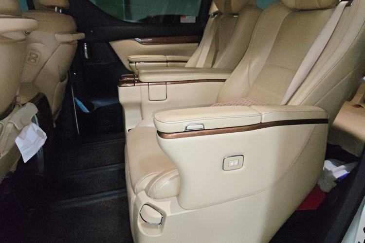 Used Toyota Alphard 2018 3.5L Prestige Edition
