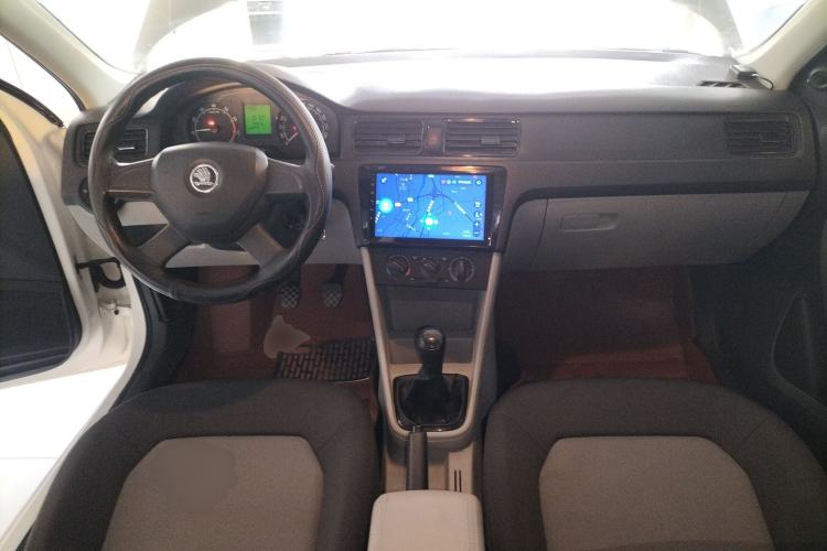 Used Skoda Rapid 2013 1.4L Manual Enjoyment Model
