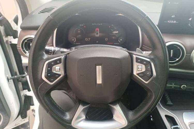 Used Wey VV6 2020 2.0T Two-Wheel Drive Smart Protection+
