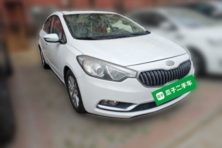 Used Kia K3 2013 1.6L Automatic GLS Front Right 45 Deg