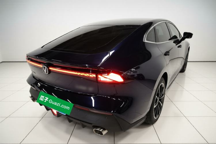 Used CHANGAN UNI-V 2022 1.5T Prestige Version
