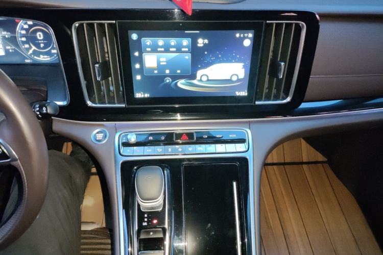 Used GAC Trumpchi M8 2021 Lingxiu Series 390T Ultimate Edition Audio And AC Panel