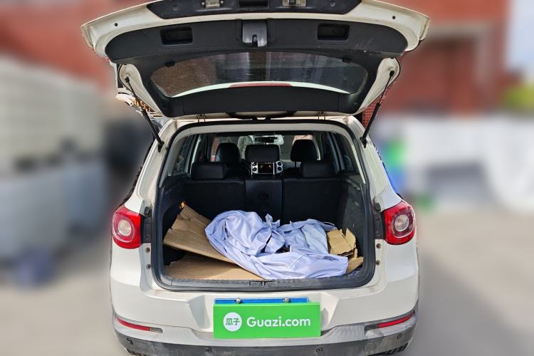 Used Volkswagen Tiguan 2012 1.8TSI Automatic Two-Wheel Drive Trend Edition Trunk