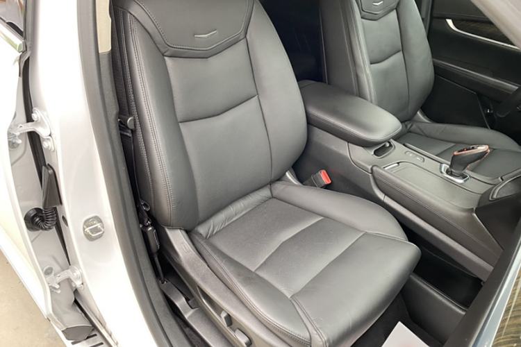 Used Cadillac XT5 2018 25T Luxury Model