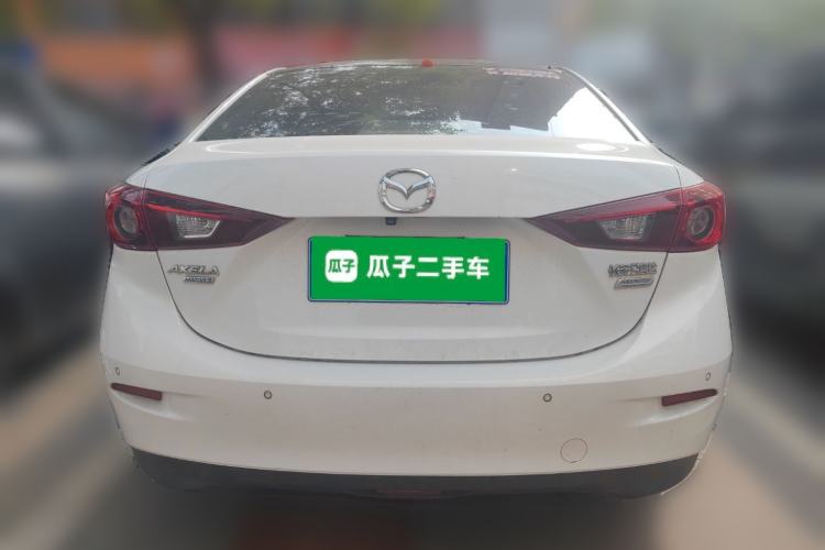 Used Mazda 3 Axela 2014 Sedan 1.5L Automatic Luxury Model