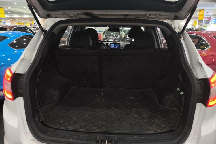 Used Hyundai ix35 2013 2.0L Automatic Two-Wheel Drive Smart GLS China IV Standard
