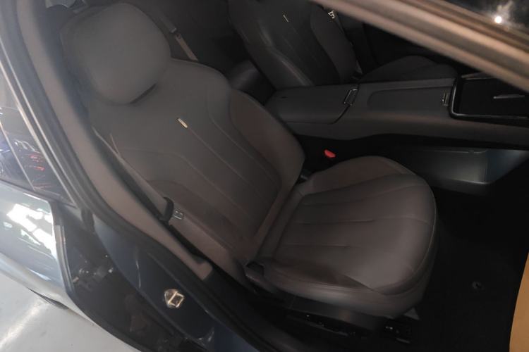 Used Lynk & Co 07 2024 EM-P 126 Long-Range Ultra
