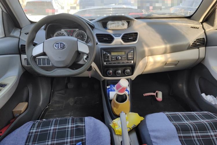 Used FAW Xiali N5 2014 1.3L Manual Standard Edition