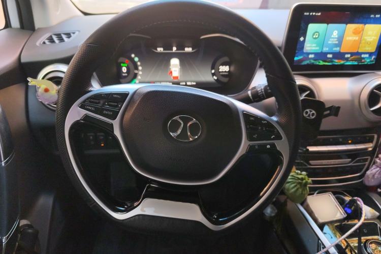 Used BAIC Beijing EU5 2018 R550 Smart Trend Edition Steering Wheel