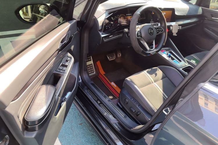 Used Volkswagen Golf 2021 280TSI DSG R-Line Driver Seat