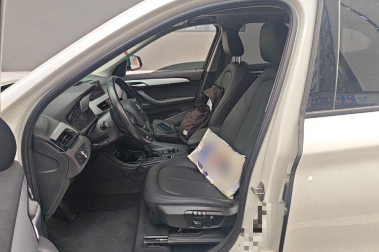 Used BMW X1 2016 sDrive18Li Premium Edition
