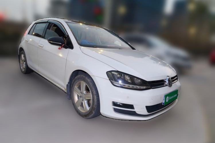 Used Volkswagen Golf 2017 1.6L Automatic Comfort Million-Vehicle Anniversary Edition
