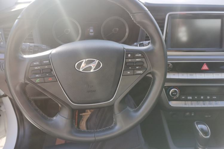 Used Hyundai Sonata Plug-in Hybrid 2018 2.0 PHS Smart Connect Version China VI Standard