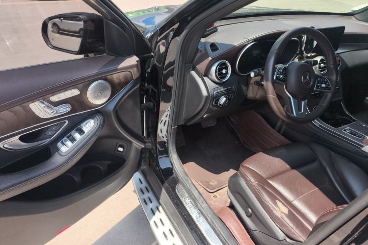 Used Mercedes-Benz GLC 2020 Facelift GLC 300 L 4MATIC Dynamic Edition
