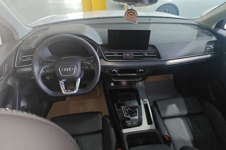 Used Audi Q5L 2024 40 TFSI Fashion Dynamic Model