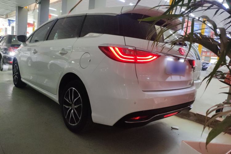 Used BYD Song MAX 2017 1.5T Automatic Smart Connect Luxury 7-Seater
