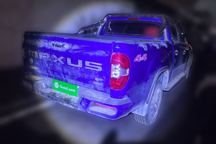 Used SAIC MAXUS T70 2021 2.0T Diesel Manual 4x4 Elite Edition with Long Bed and High Ground Clearance
