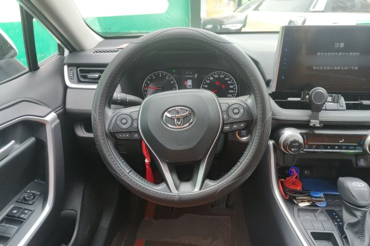 Used Toyota Wildlander 2022 2.0L CVT Two-Wheel Drive Luxury PLUS Edition Steering Wheel