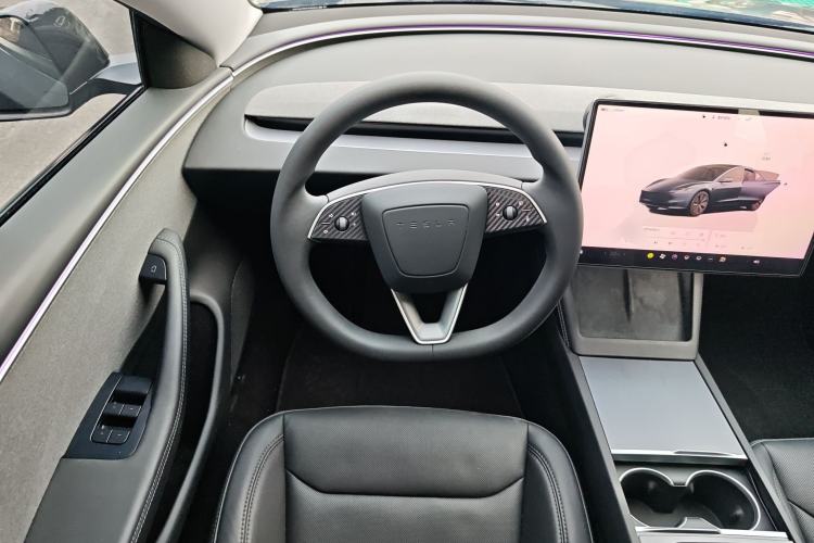 Used Tesla Model 3 2023 Rear-Wheel-Drive Version
