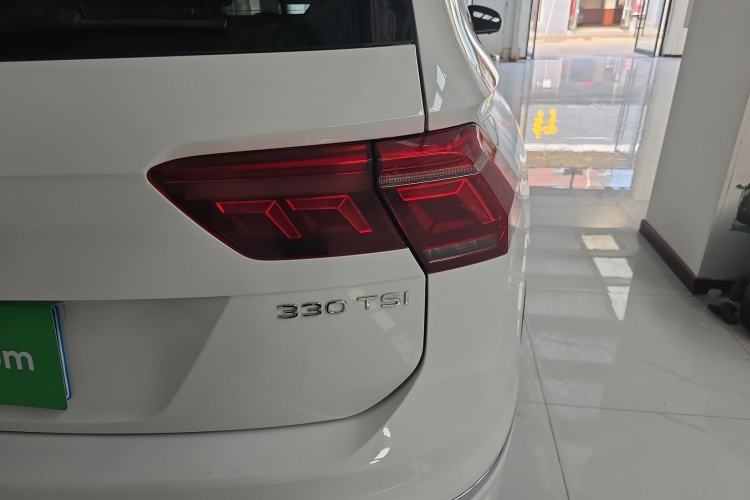 Used Volkswagen Tiguan L 2023 330TSI Automatic Two-Wheel Drive R-Line Enjoyment Edition