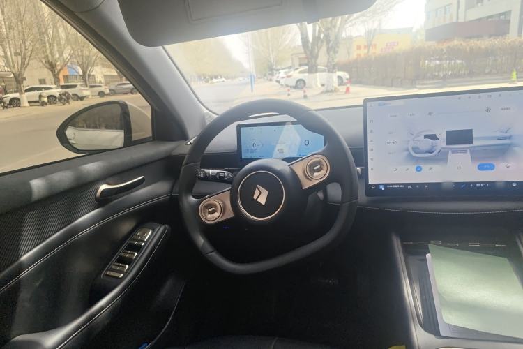 Used Baojun Yunhai 2024 140km Plug-in Hybrid Version Steering Wheel