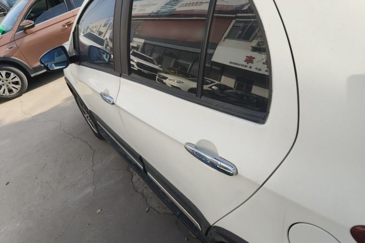 Used Haval H1 2016 Blue Label 1.5L AMT Luxury Model
