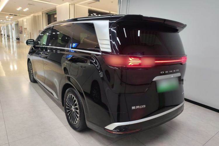 Used Denza D9 2024 DM-i 980 Four-Wheel Drive Flagship Model