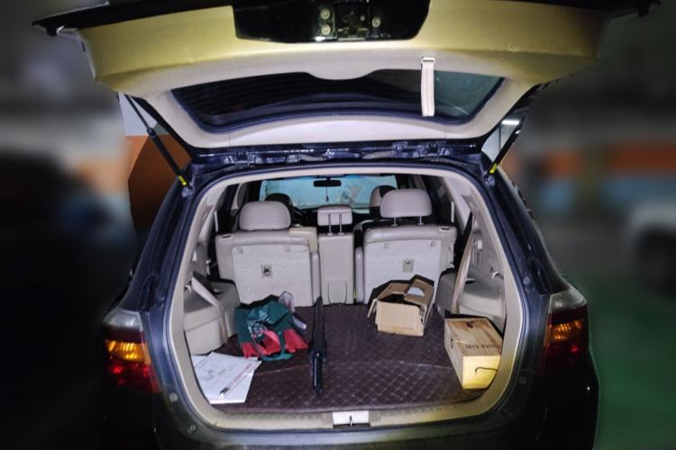 Used Toyota Highlander 2011 2.7L Two-Wheel Drive 7-Seater Luxury Edition