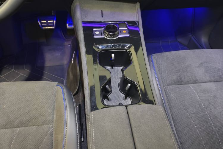 Used Volkswagen Tiguan L 2024 PRO 380TSI Four-Wheel Drive R-Line Prestige Edition
