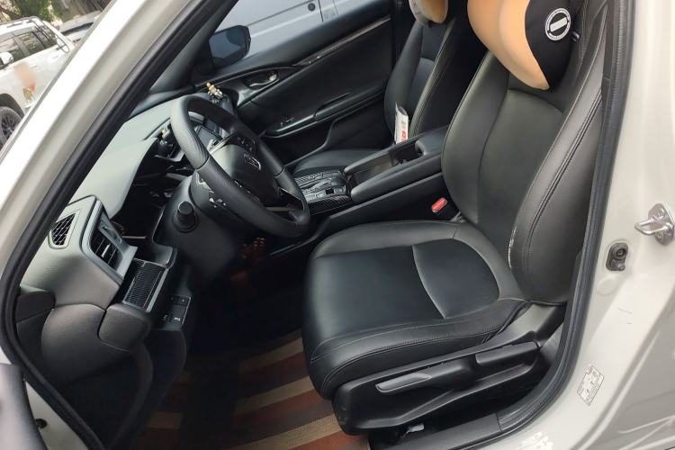 Used Honda Civic 2021 HATCHBACK 220TURBO CVT Trendy Cool Edition Left Front Seat